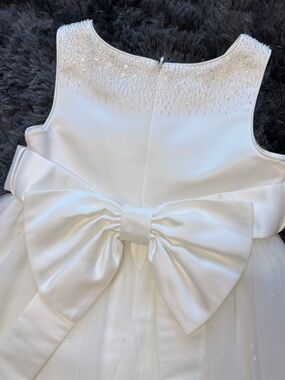 Girls Flower Girl First Communion White Tulle Beaded Back Bow Dress size 8